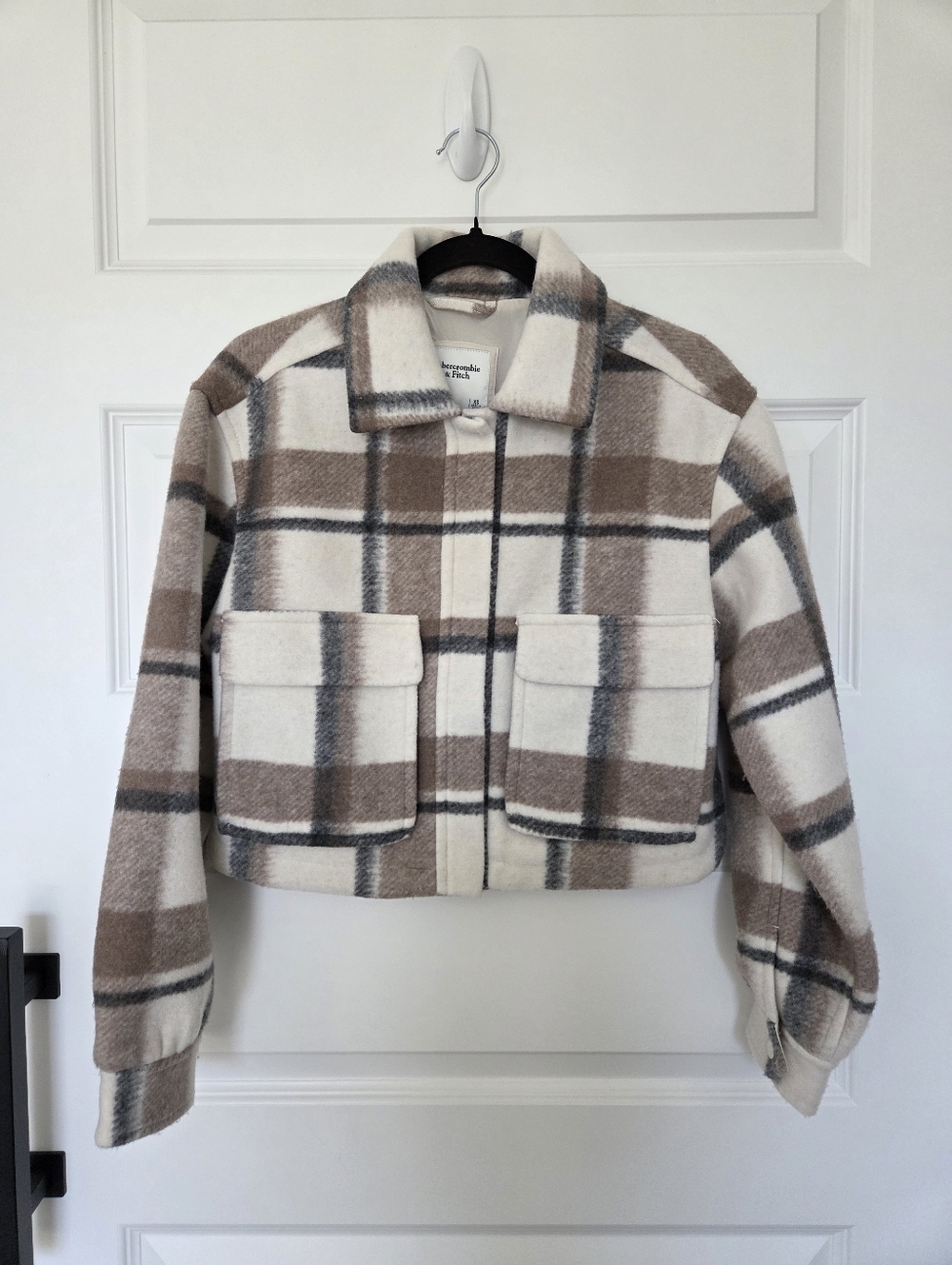 Abercrombie & Fitch Plaid Cropped Jacket